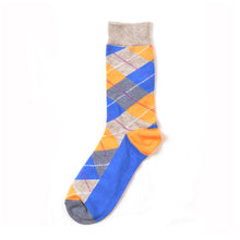 Load image into Gallery viewer, Classic Argyle Men Socks - 6 Color Available