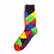 Load image into Gallery viewer, Classic Argyle Men Socks - 6 Color Available
