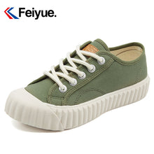 Load image into Gallery viewer, Colorful Low-top Canvas Sneaker