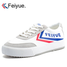 Load image into Gallery viewer, Classic Low-top Canvas Sneaker