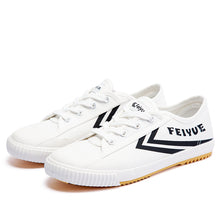 Load image into Gallery viewer, Vintage Classic Low-top Canvas Sneaker