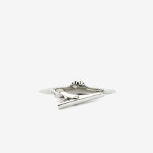 Load image into Gallery viewer, Hedwig Metal Tie Bar